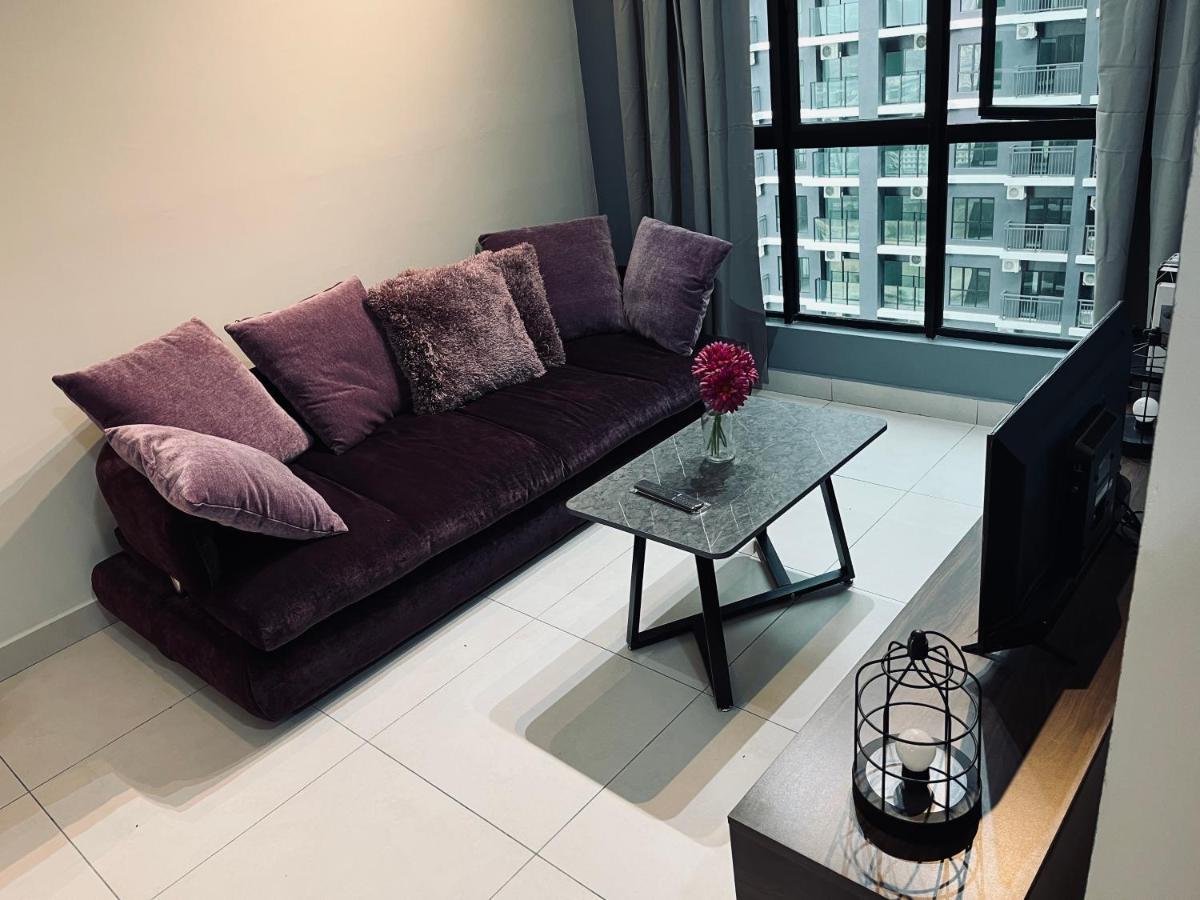 Maxim 2 Bedrooms Mrt Station Cheras Kuala Lumpur Homestay Extérieur photo