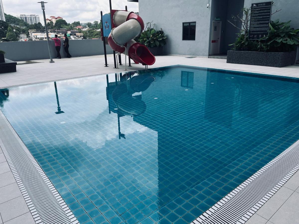 Maxim 2 Bedrooms Mrt Station Cheras Kuala Lumpur Homestay Extérieur photo
